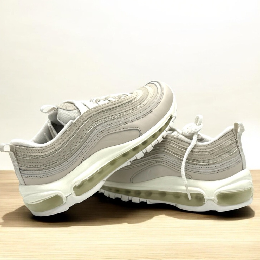 Women’s AIR MAX 97 - Size 7